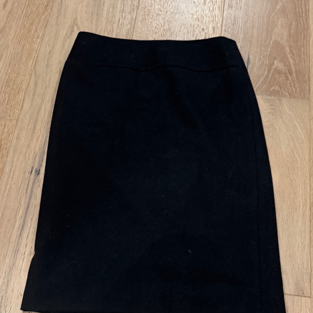 Banana Republic Classic Black Pencil Skirt